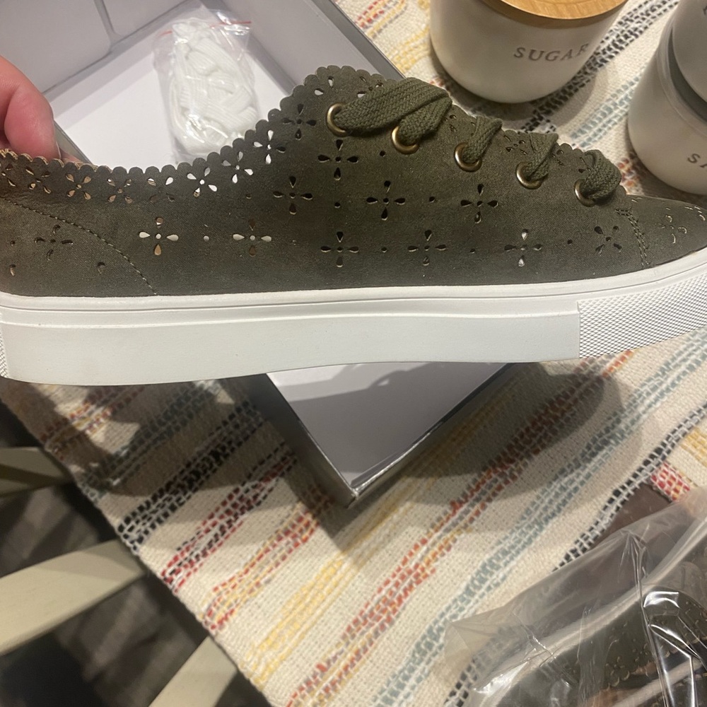 Loft cutout tennis shoes